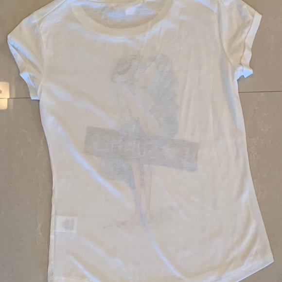 Tshirt - Picture 3 of 3